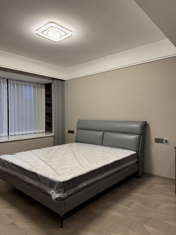 100922bquu545uuj7abtrr.jpg